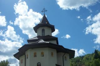 PS Ioachim Băcăuanul va sfinţi biserica Parohiei Zemeş