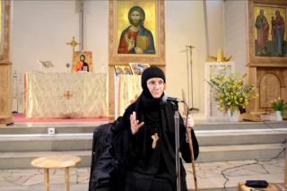 (Video) Maica Siluana Vlad – Conferința "Cum ne învață Biserica să fim vii"