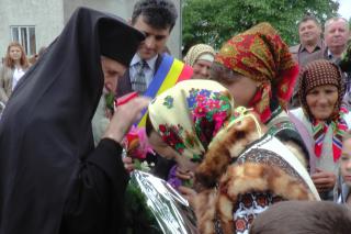 IPS Pimen a sfinţit biserica Parohiei Măzănăieşti