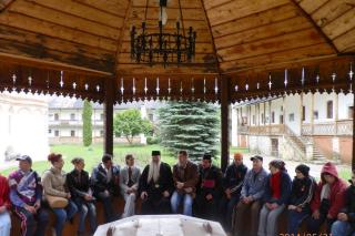 Pacienţii de la Bârnova, în pelerinaj la mănăstirile nemţene