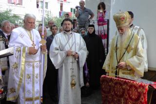 Biserica din cartierul sucevean Obcini a fost sfinţită