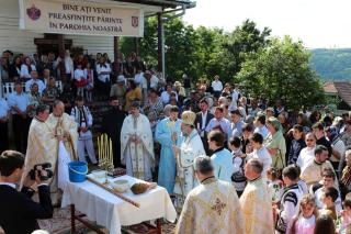 Sfinţirea aşezământului social-filantropic din Poiana Uzului
