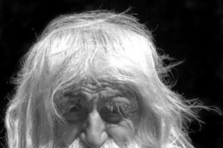 Dacă dorești să te cunoască lumea, sileşte-te să te faci tuturor necunoscut