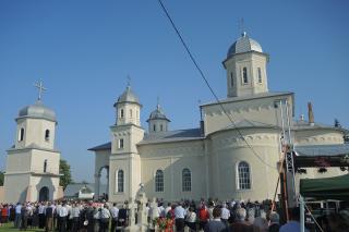 Biserica din Brusturi - Târgu Neamţ a fost resfinţită
