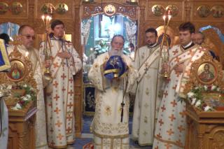 Liturghie arhierească la Mănăstirea Bogdana din Rădăuţi