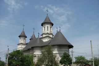Sfântul Ilie sărbătorit în cartierul ieşean Alexandru cel Bun