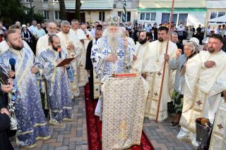 Sfinţirea unei biserici, revarsare de lumină şi har