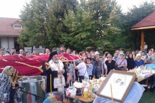 Rugăciuni neîncetate la Biserica Precista din Bacău