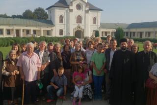 Credincioşi din Bacău, la Catedrala arhiepiscopală din Roman