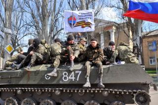 Biserica Ortodoxă Ucraineană cheamă rebelii pro-ruşi din est să predea armele
