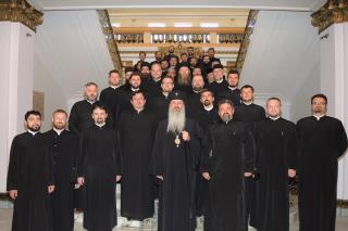Cei 43 de preoți misionari din Arhiepiscopia Iașilor s-au întâlnit cu IPS Mitropolit Teofan