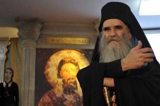 Mitropolitul Amfilohie de Muntenegru denunţă “paradele morţii”