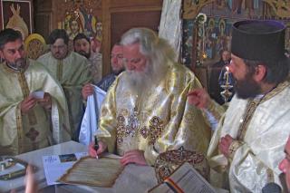 Biserica Parohiei Cosiţeni, resfinţită de PS Calinic Botoşăneanul