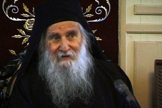 Dialoguri la Athos (33) - Ce este nepătimirea? Poate cineva s-o dobândească pe aceasta, dacă voieşte?