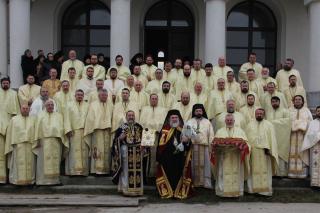 „Sărbătoare deosebită“ la sinaxa preoţilor Protoieriei Oneşti