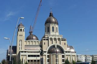 Liturghie arhierească la Catedrala „Înălţarea Domnului“ din Bacău