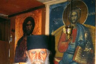 Următor al Sfântului Dionisie al Eghinei – Viața părintelui Haralambie Dionisiatul (18)