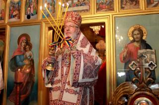 Liturghie Arhierească pe Taborul Muscelean