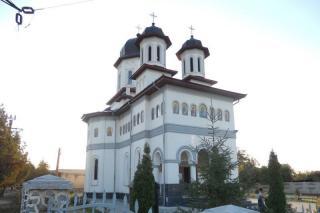 Duminica Sfintei Cruci la biserica severineană „Cuvioasa Parascheva”
