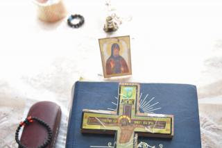 Ce cărţi sfinte e bine să citească călugării şi mirenii