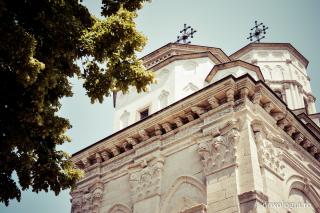 Să alergăm la mama noastră, Biserica!