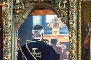 Să participăm cu toată fiinţa noastră la Sfânta Liturghie!