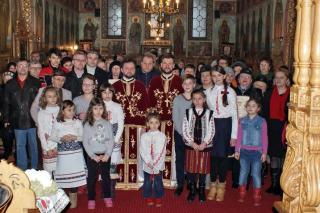Manifestare culturală consacrată Sfintei Cruci, la Roman