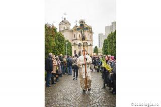 Creştinătatea însemnează să urmezi, după putinţă, lui Hristos