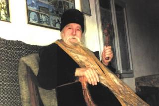 De eşti bărbat iubitor de învăţătură, să fii şi iubitor de lucrarea faptelor bune!