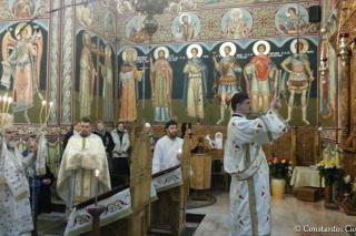 IPS Ioachim: "Să apărăm valorile, credința și spiritualitatea poporului"