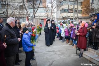 Să nu fim idoli unii altora