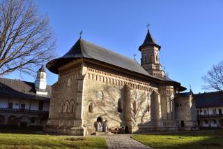 Părintele Calinic Savin, monahul cu viaţă pilduitoare