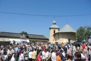 Treime, istorie și viață la Mănăstirea Balș