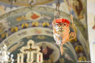 candelă atârnată