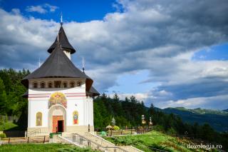 Biserica Mănăstirii Pângărați