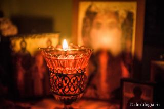 (Foto) Lumina din candele