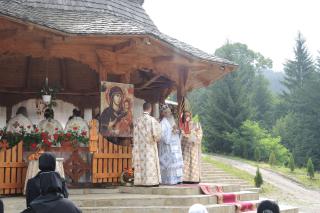 Slujire arhierească la Mănăstirea Paltin - Petru Vodă, în cinstea Sfântului Mare Mucenic și Tămăduitor Pantelimon