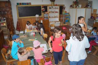Tabere pentru copii şi tineri la Săvineşti