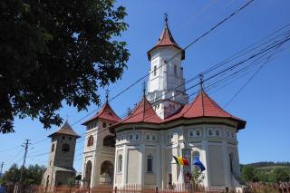Biserica catargenilor dăinuie de un secol la Capu Codrului