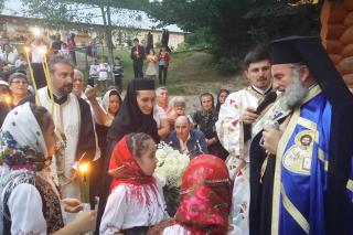 Priveghere arhierească la Mănăstirea Diaconeşti din judeţul Bacău