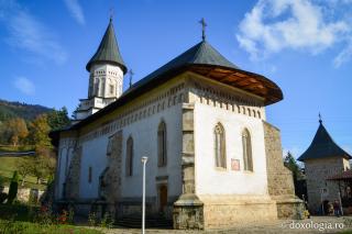 Mănăstirea Bistrița, firul de lumină ce leagă istoria de veșnicie