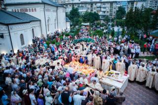 Comuniune prin rugăciune la Biserica ”Sfântul Ioan” din Bacău