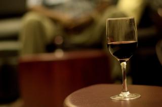Ce puteți trata cu vin fiert roșu. Varianta 2