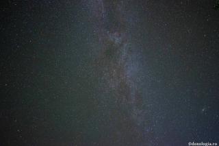 Trebuie să respingem complet astrologia, ca fiind o născocire?