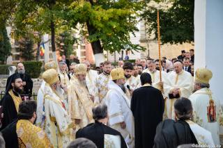 „Părutu-s-a Duhului Sfânt şi nouă”