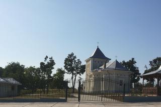 Biserica Parohiei Ghidion va fi resfinţită