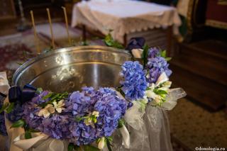 Spălarea fizică este un simbol al spălării spirituale