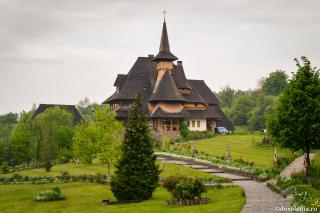 Blândele ceruri s-au întristat văzând că omul a ajuns una cu animalele