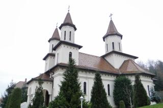 Înaltpreasfinţitul Arhiepiscop Irineu, la hramul Mănăstirii de la Recea - Protopopiatul Târgu-Mureş