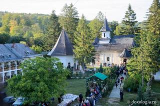 Slujire arhierească la Sihăstria Voronei